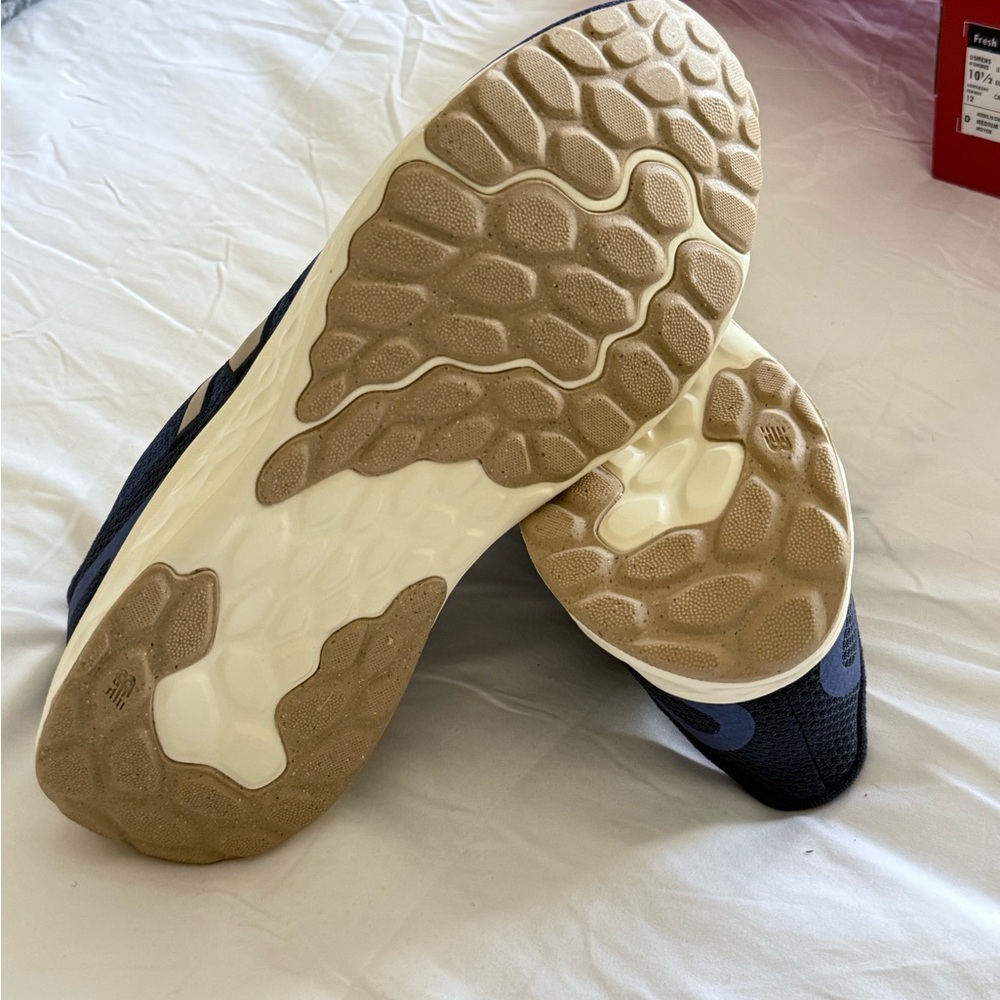 New Balance ARISHI v4 Sneakers - Picture 5 of 8